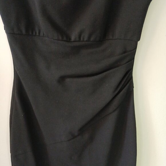 Diane Von Furstenberg Women's Sleeveless Black Dress with Ruching Size 6 V-Back - Picture 4 of 15